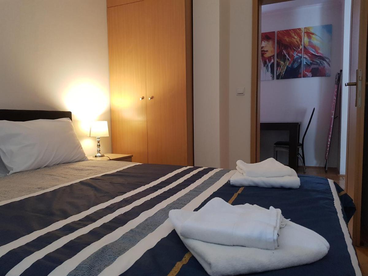 Rajiceva 5- Apartman Sa Prostranom Terasom I Garaznim Mestom Kragujevac Luaran gambar